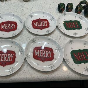 Holiday salad plates .